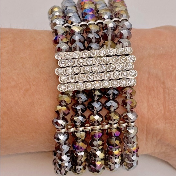 NWT GLAM IRIDESCENT CRYSTAL 5-STRAND STRETCH BRACELET AND SILVER SHIMMER ACCENTS - Picture 11 of 11